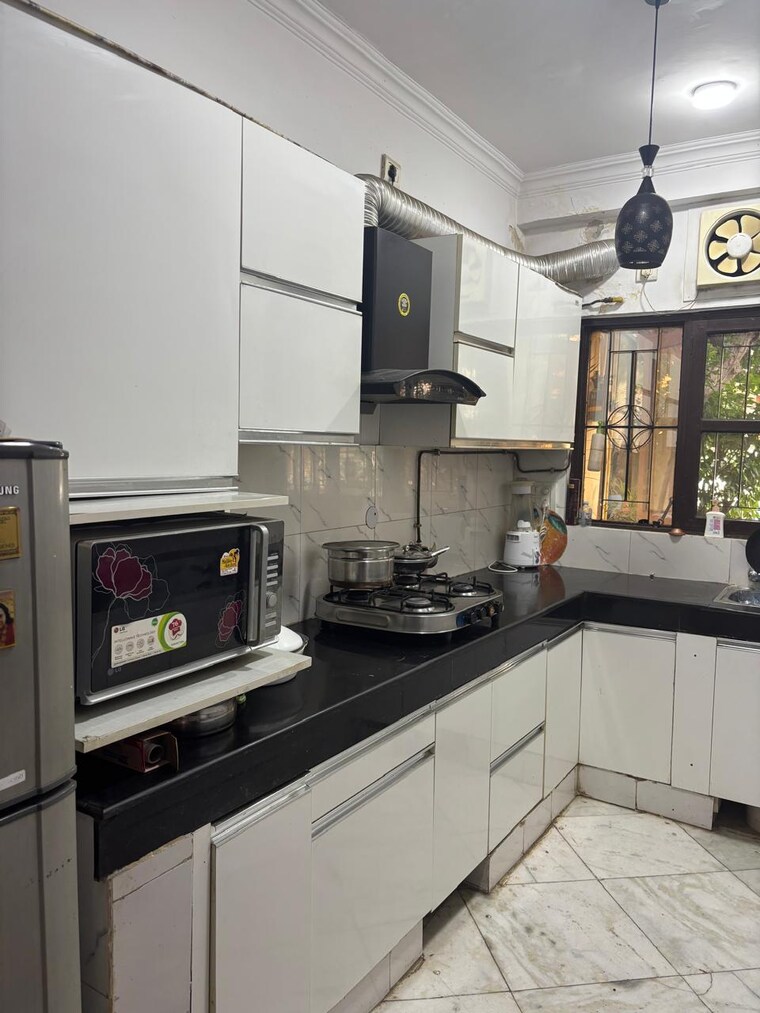 Kitchen, auram-floor 2.5 Bedroom 1425 Sq.Ft. Builder Floor In South City 2 Gurgaon 8782963