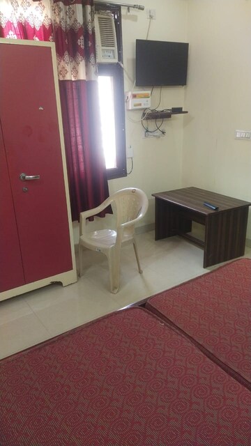 Bathroom in 1 RK Builder Floor at SS 100, Sector 49 – for Rent