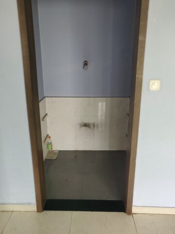 Room in 2 BHK Apartment at Hill View Banjara Hills, Banjara Hills – for Rent