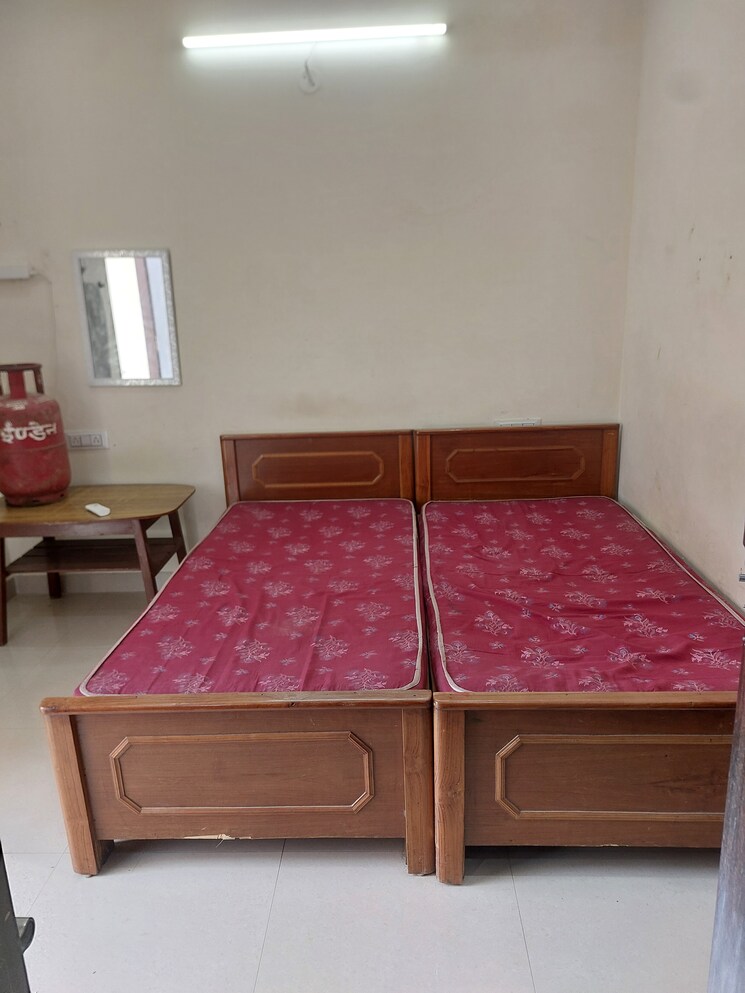 undefined, aadharshila-apartment 1 Bedroom 400 Sq.Ft. Apartment In Sarita Vihar Delhi 8782978