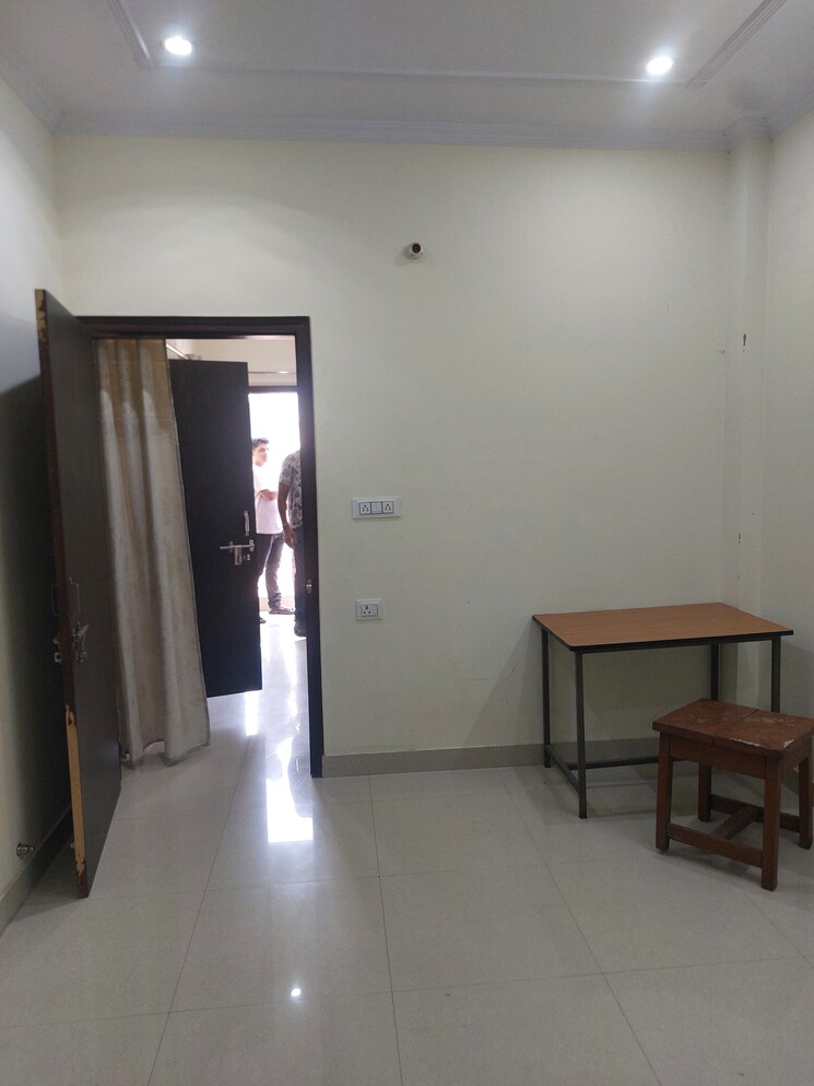 undefined, aadharshila-apartment 1 Bedroom 400 Sq.Ft. Apartment In Sarita Vihar Delhi 8782978