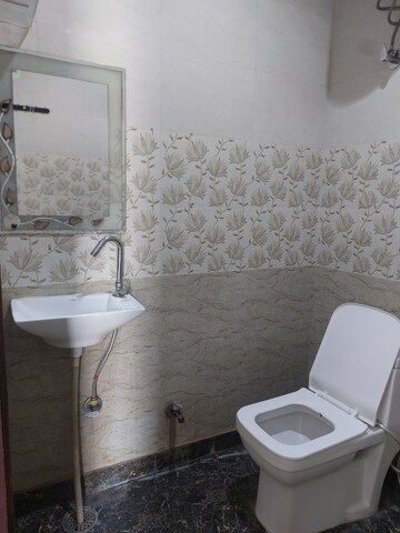 Bathroom in 1 BHK Apartment at Aadharshila Apartment, Sarita Vihar – for Rent