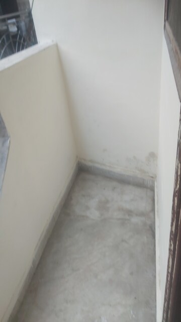 Room in 1 RK Builder Floor at Purvasha Apartments, Patparganj – for Rent