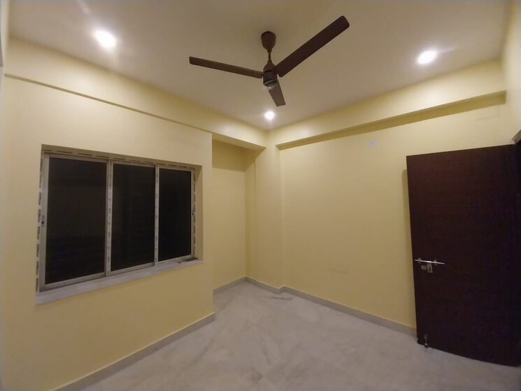 Room, behala 2 Bedroom 850 Sq.Ft. Apartment In Behala Kolkata 8782998