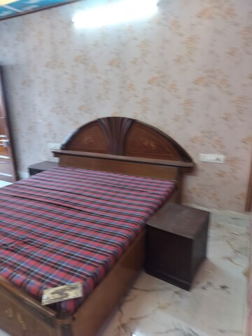 Furnished Amenities in 1 BHK Independent House at RWA Apartments Sector 71, Sector 71 – for Rent