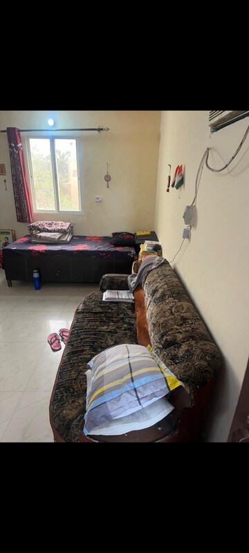 Bedroom in 1 RK Apartment at Sarita Vihar Pocket-C RWA, Sarita Vihar – for Rent