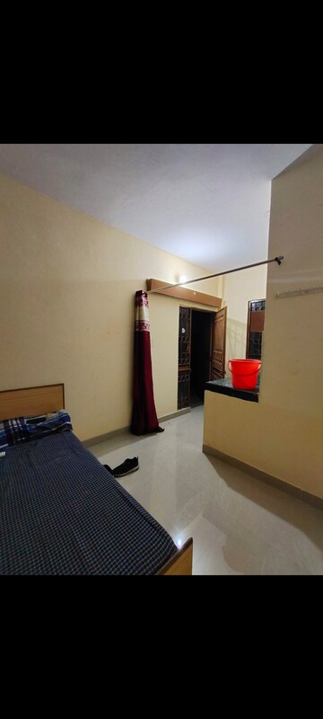 Living Room in 1 RK Apartment at Sarita Vihar Pocket-J RWA, Sarita Vihar – for Rent