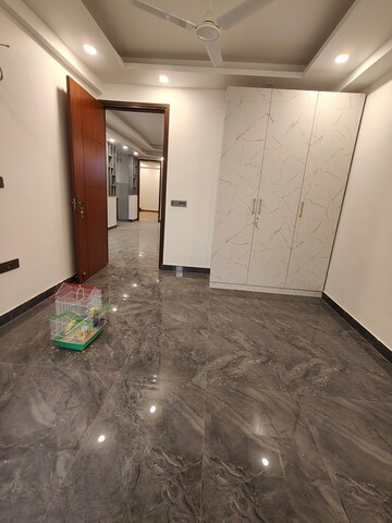 Room in 2 BHK Builder Floor at Palm Residency Chhatarpur, Chattarpur – for Rent