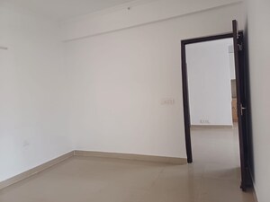 Room in 3 BHK Apartment at Bulland Heights, Sain Vihar – for Sale