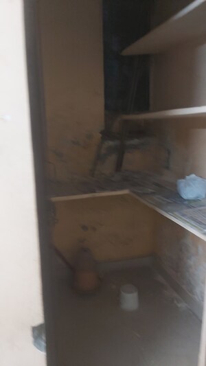 Kitchen in 2.5 BHK Apartment at Mayur Vihar – for Sale