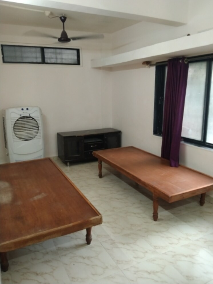 Living Room, mig-colony-gokhalenagar 2 Bedroom 1000 Sq.Ft. Apartment In Gokhalenagar Pune 8783043