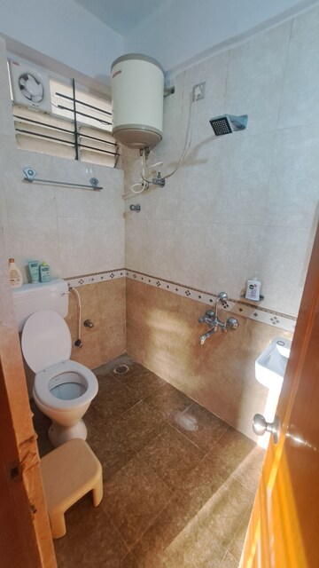 Furnished Amenities in 2 BHK Apartment at Silver Castle Kodihalli, Kodihalli – for Rent