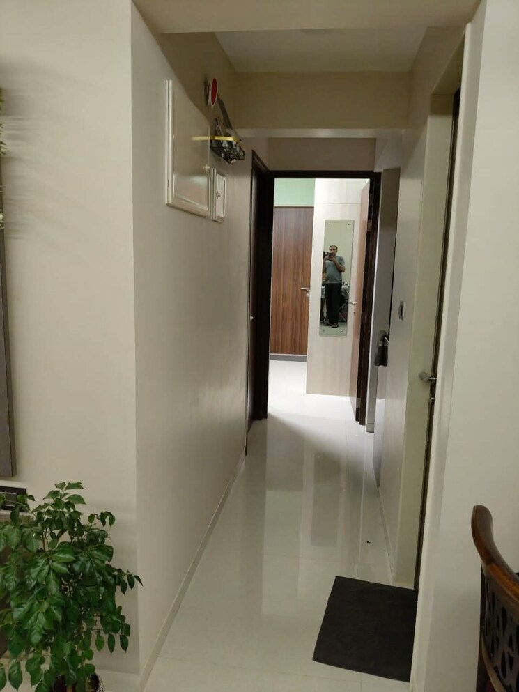 Room, yasmin-tower 3 Bedroom 1200 Sq.Ft. Apartment In Agripada Mumbai 8783074