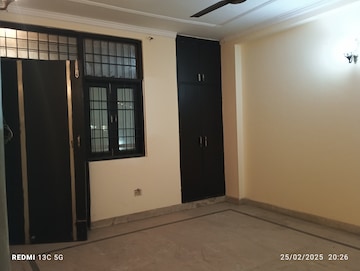 Bedroom in 2 BHK Builder Floor at Saket – for Rent