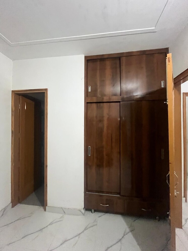 Room, kharar road 1 Bedroom 600 Sq.Ft. Apartment In Kharar Road Mohali 8783112