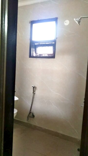 Room in 1 BHK Builder Floor at Kishangarh – for Rent