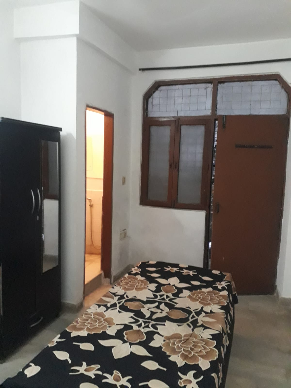 2 BHK Builder Floor For Rent in Khirki Extension ,malviya