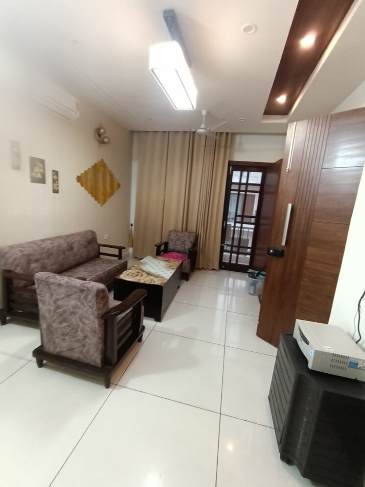Living Room, kharar road 2 Bedroom 2200 Sq.Ft. Apartment In Kharar Road Mohali 8783118
