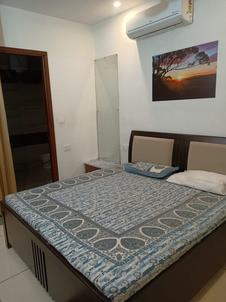 Bedroom, kharar road 2 Bedroom 2200 Sq.Ft. Apartment In Kharar Road Mohali 8783118