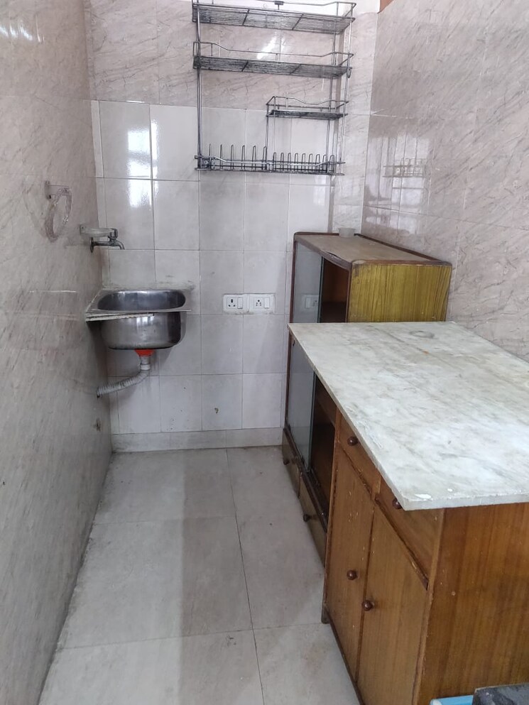 Kitchen, rwa-apartments-sector-116 2 Bedroom 750 Sq.Ft. Builder Floor In Sector 116 Noida 8783185