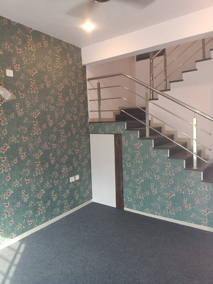 undefined, airport road 3 Bedroom 1600 Sq.Ft. Independent House In Airport Road Indore 8783209