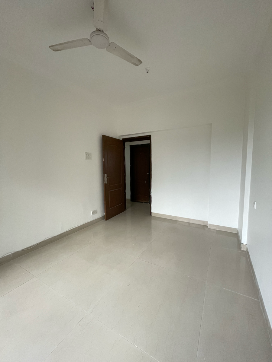 2 BHK Apartment For Rent in Raheja Hights 