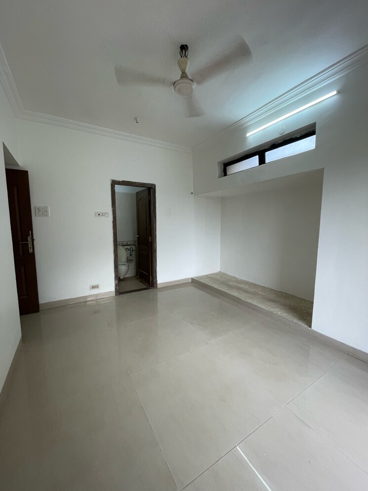 Room, malad east 2 Bedroom 750 Sq.Ft. Apartment In Malad East Mumbai 8783250