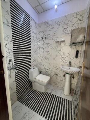 Bathroom in 2 BHK Builder Floor at Shree Homes Noida, Sector 73 – for Sale