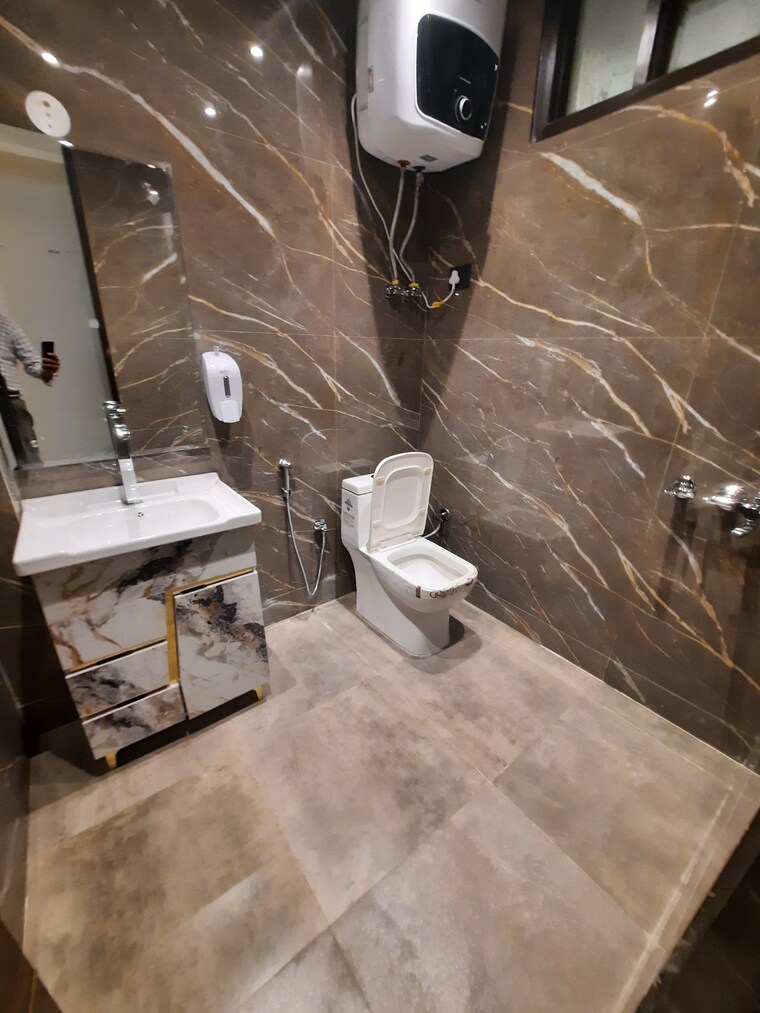 Master Bedroom, panchsheel vihar 3 Bedroom 1100 Sq.Ft. Builder Floor In Panchsheel Vihar Delhi 8783275