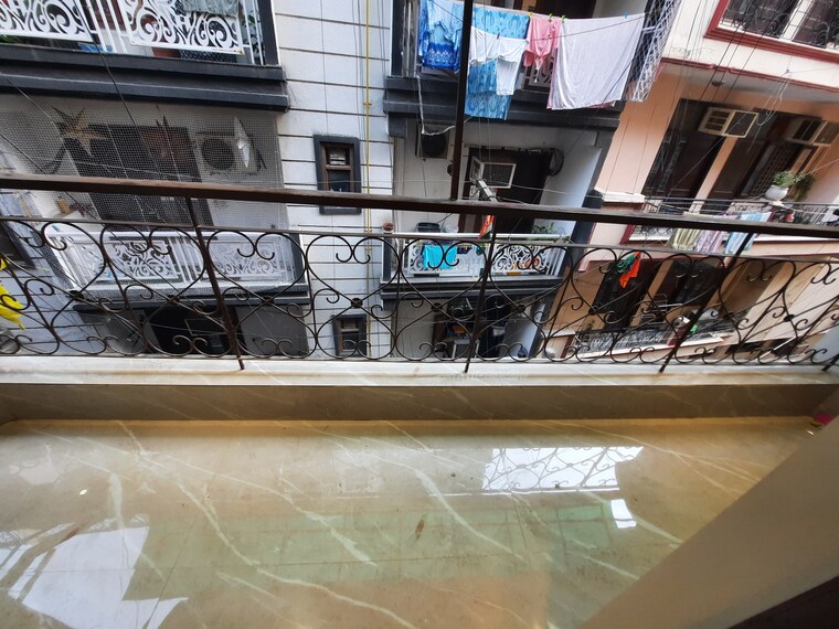 Gym, panchsheel vihar 3 Bedroom 1100 Sq.Ft. Builder Floor In Panchsheel Vihar Delhi 8783275