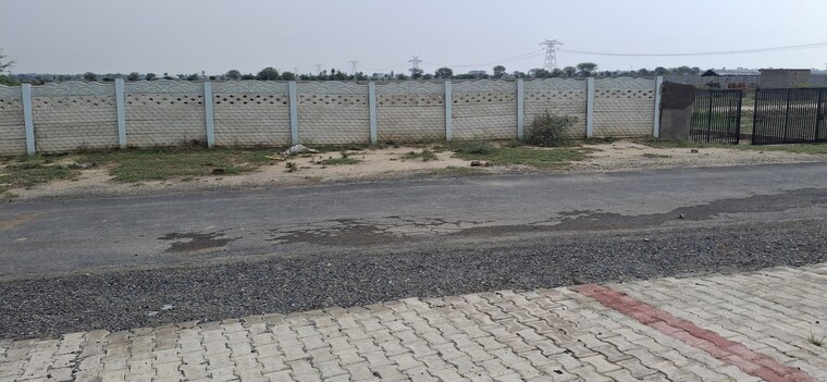 undefined, jewar  120 Sq.Yd. Plot In Jewar Greater Noida 8783280