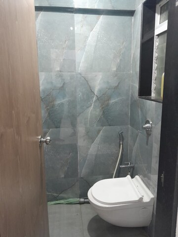 Master Bedroom in 1 RK Apartment at Shraddha Pinnacle, Vikhroli East – for Rent