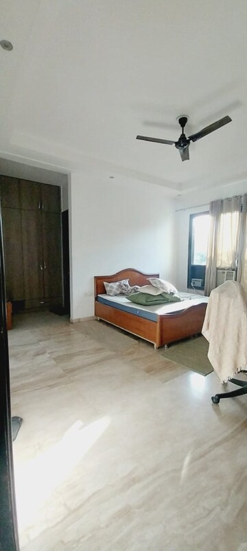 Bedroom in 3.5 BHK Builder Floor at Sector 45 – for Rent