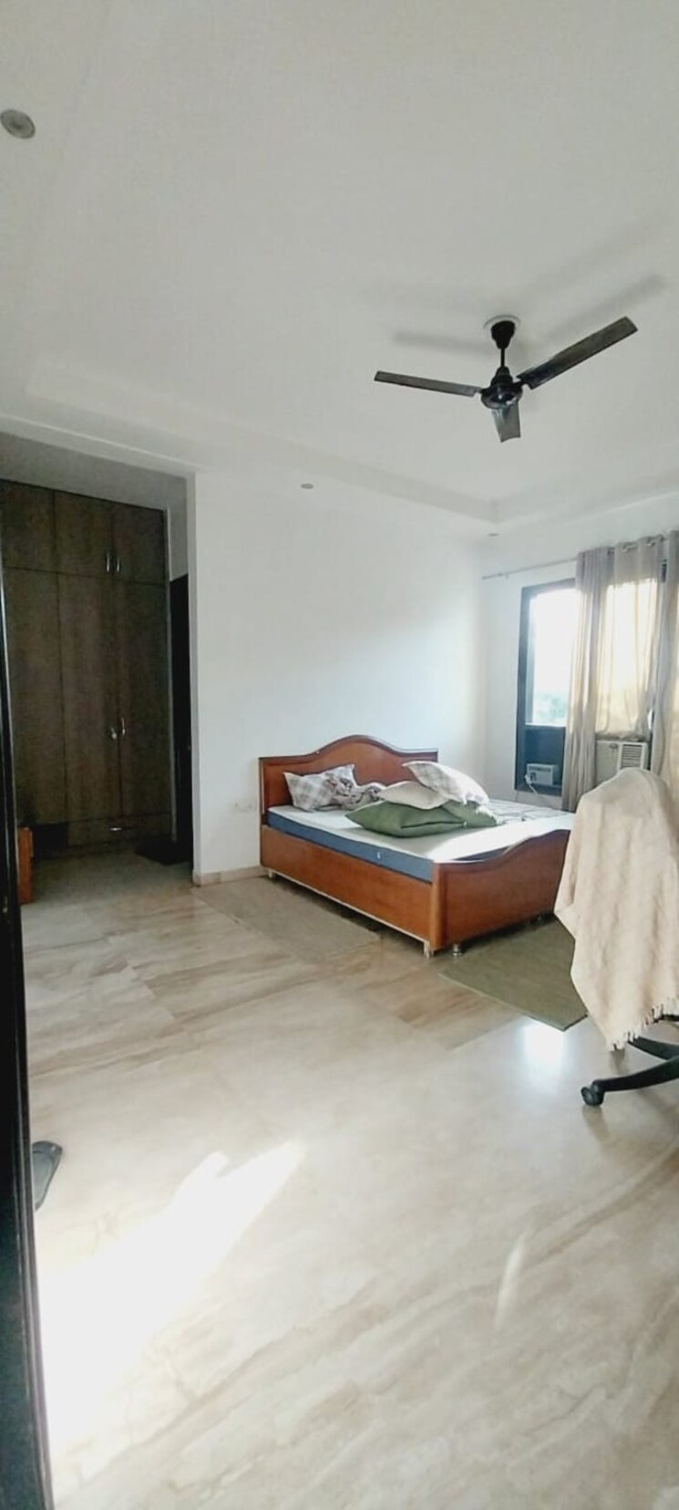 Bedroom, sector 45 3.5 Bedroom 2400 Sq.Ft. Builder Floor In Sector 45 Gurgaon 8783327
