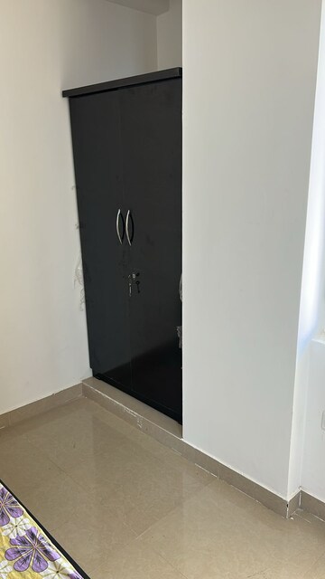 Furnished Amenities in 2 BHK Apartment at Ravi Surya Residency, Gandhi Path – for Rent