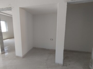 Room in 2 BHK Apartment at Manikonda – for Sale