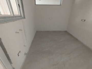 Room in 2 BHK Apartment at Manikonda – for Sale