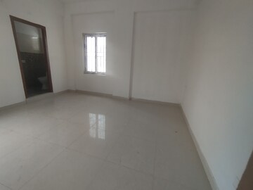 Room in 3 BHK Apartment at Manikonda – for Sale