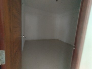 Room in 3 BHK Apartment at Manikonda – for Sale