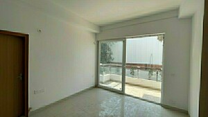 Room in 2 BHK Apartment at Signature Global Orchard Avenue, Sector 93 – for Sale