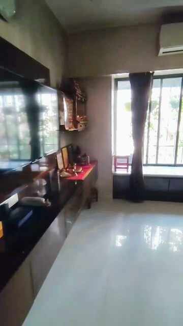Living Room in 2 BHK Apartment at Raj Tower Kandivali, Kandivali East – for Sale