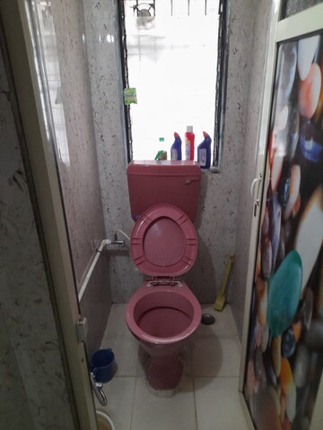 Bathroom in 1 BHK Apartment at Dombivli West – for Rent