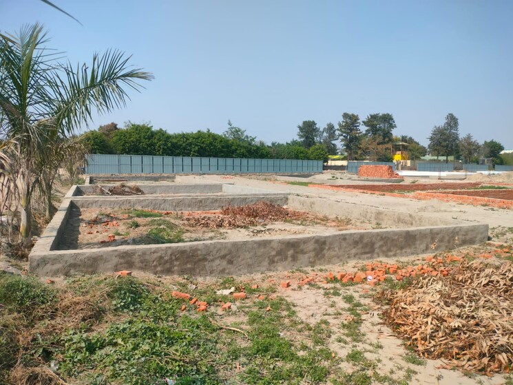 undefined, sector 135  450 Sq.Ft. Plot In Sector 135 Noida 8783529