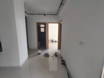Room in 2 BHK Apartment at Signature The Millennia 2, Sector 37d – for Rent
