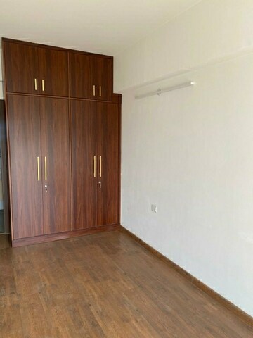 Room in 2 BHK Apartment at Signature Global Orchard Avenue, Sector 93 – for Rent
