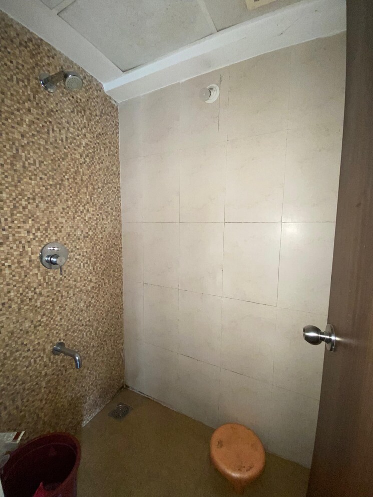 Bathroom, lodha-palava-downtown 1 Bedroom 720 Sq.Ft. Apartment In Dombivli East Thane 8783573