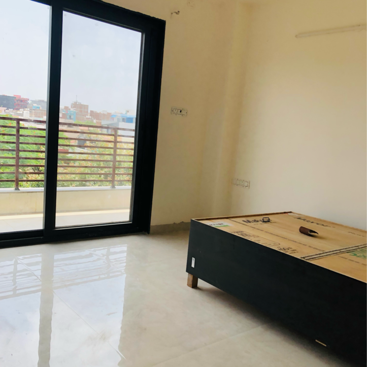 Room, sector 21 3.5 Bedroom 1500 Sq.Ft. Builder Floor In Sector 21 Gurgaon 8783605