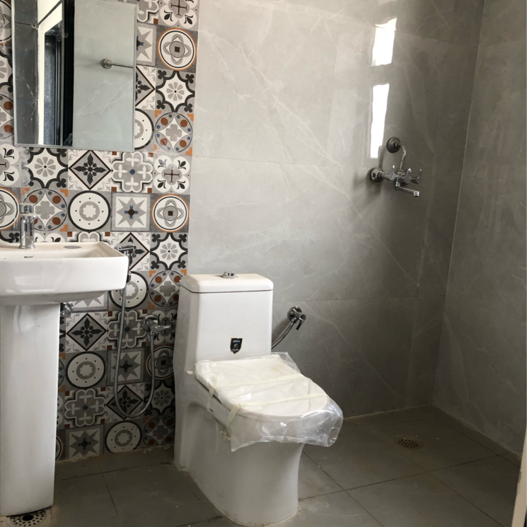 Attached Bathroom, sector 21 3.5 Bedroom 1500 Sq.Ft. Builder Floor In Sector 21 Gurgaon 8783605