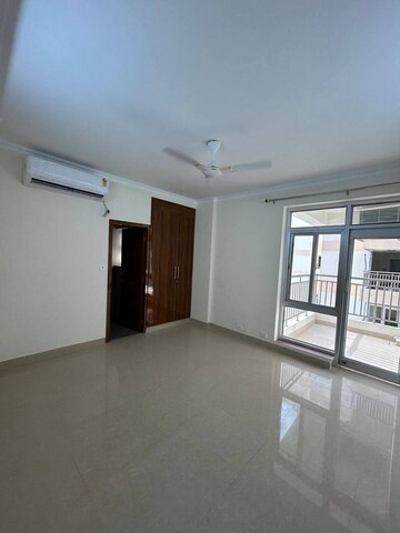 Room in 2 BHK Apartment at Lotus Elise, Sector 99 – for Sale
