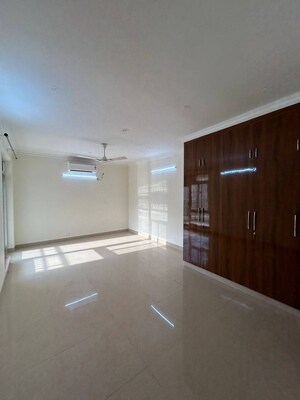 Room in 2 BHK Apartment at Lotus Elise, Sector 99 – for Sale